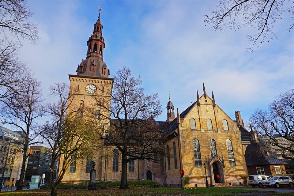 Oslo-domkirke__c_VisitOSLO_Tord-Baklund_725906063.jpg[ProductImage]